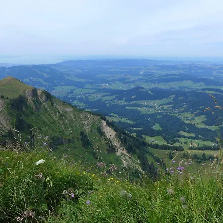 Im Herzen Von - Neu, Komfortabel & Ruhig Daire